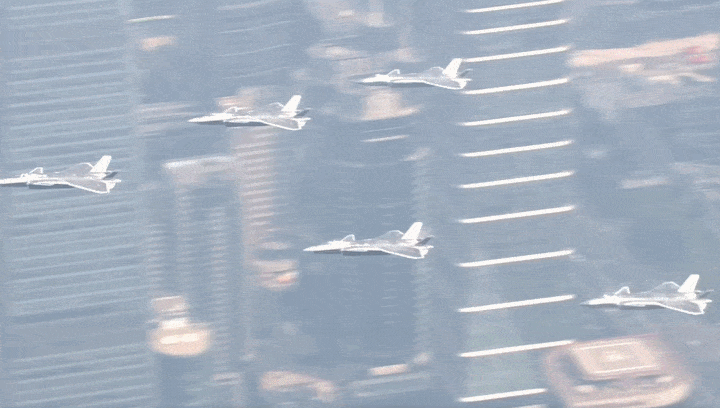 俄乌战争打到现在,印媒才发现中俄武器差距这么大:93阅兵后远超